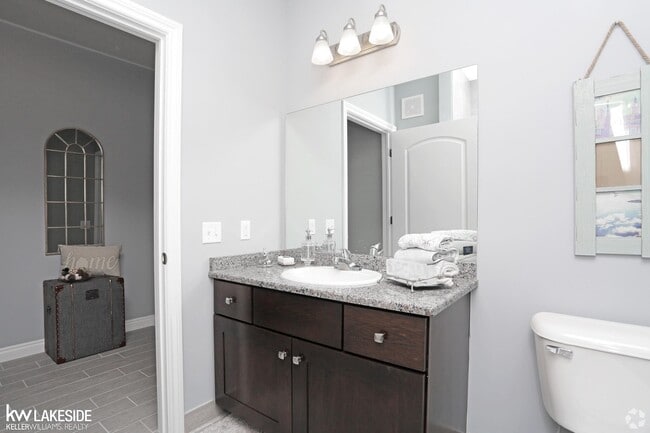 Building Photo - 54247 Calusa Dr