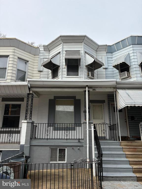 Building Photo - 3442 D St