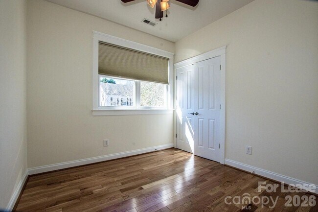 Building Photo - 8147 Townley Rd