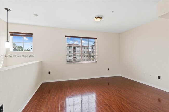 Building Photo - 12421 SW 50th Ct