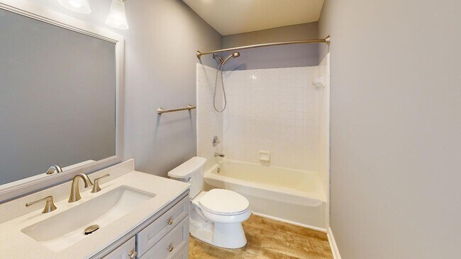 Building Photo - 1105 Torrence Cir