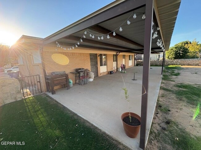 Building Photo - 10452 Persephone Dr