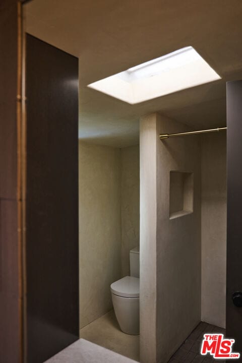 Building Photo - 5918 Monte Vista St