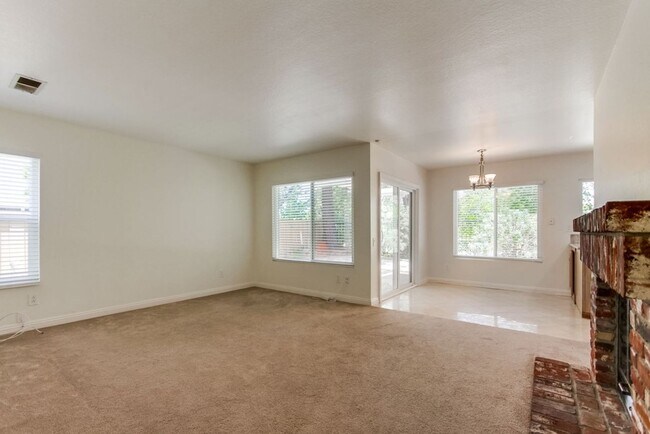 Building Photo - Charming Carmel Valley House in great loca...