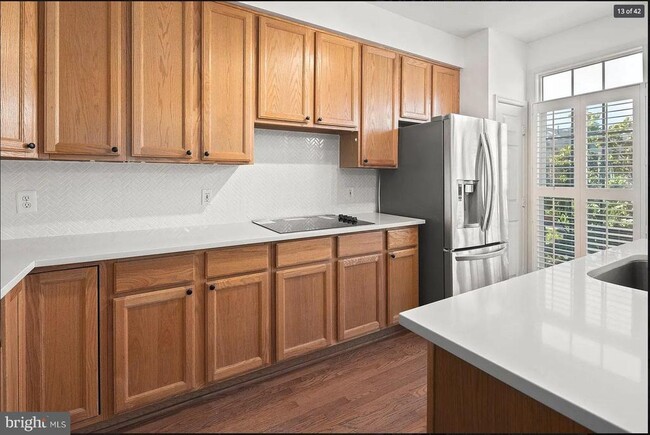 Building Photo - 5394 Chieftain Cir