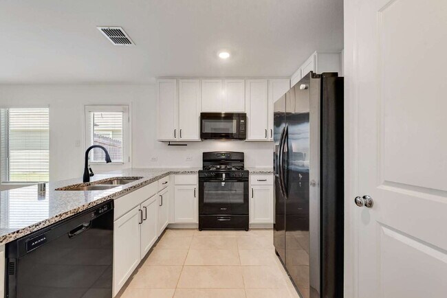 Building Photo - Charming 3-Bedroom Home with 2 Full Baths in Justin, TX – Cozy Living at Shale Creek