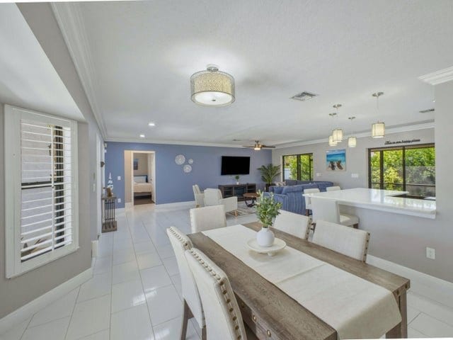 Building Photo - 1127 Sea Pines Way