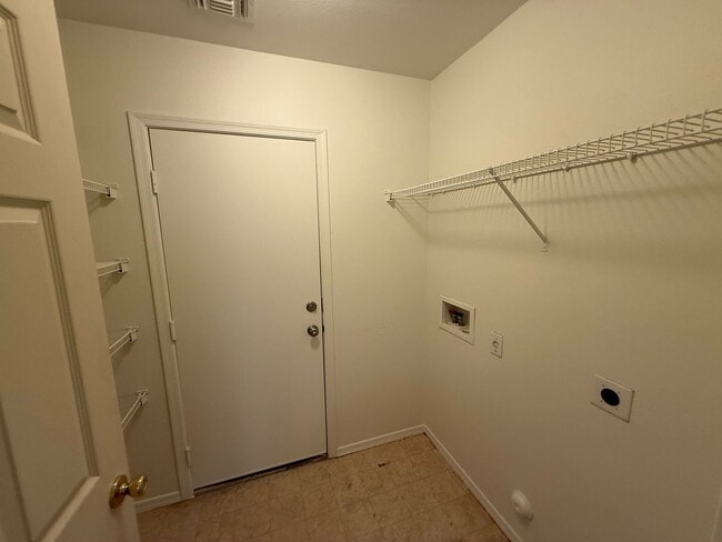 Building Photo - Your New Home in Johnson Ranch!