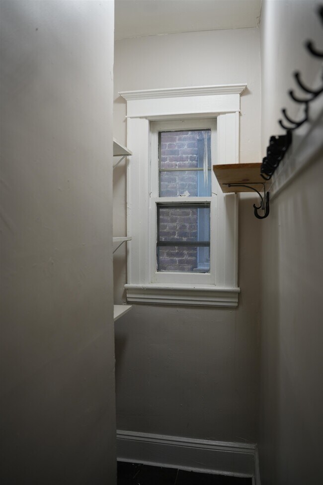 Building Photo - 45 Neptune Ave