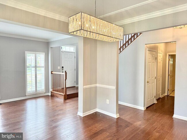 Building Photo - 35 Live Oak Ln