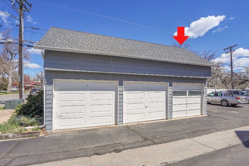 Building Photo - 2205 Arapahoe Ave