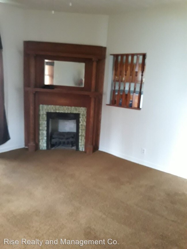 Building Photo - 3 br, 2 bath House - 1305 W Fair Avenue