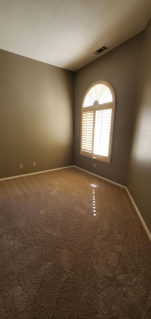 Building Photo - Modesto Copper Creek Gated Community Beaut...