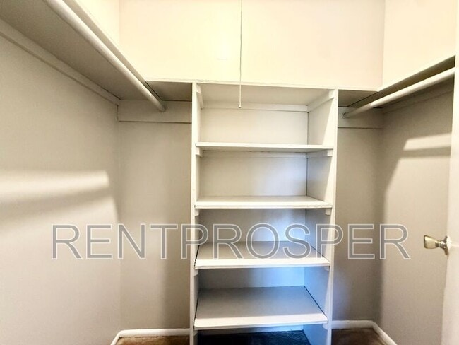 Building Photo - 4111 S Semoran Blvd