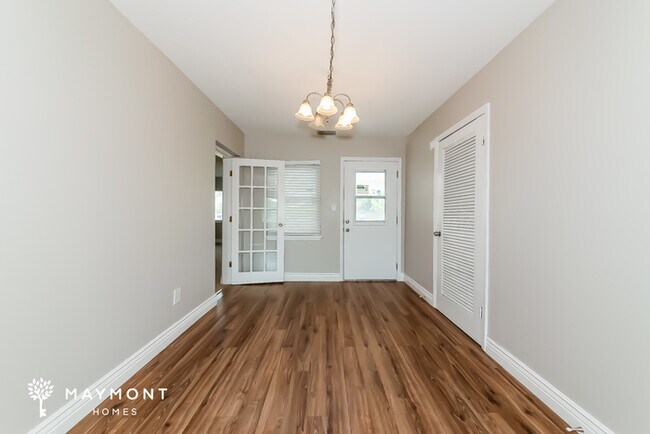 Building Photo - 1310 Dartmouth Dr