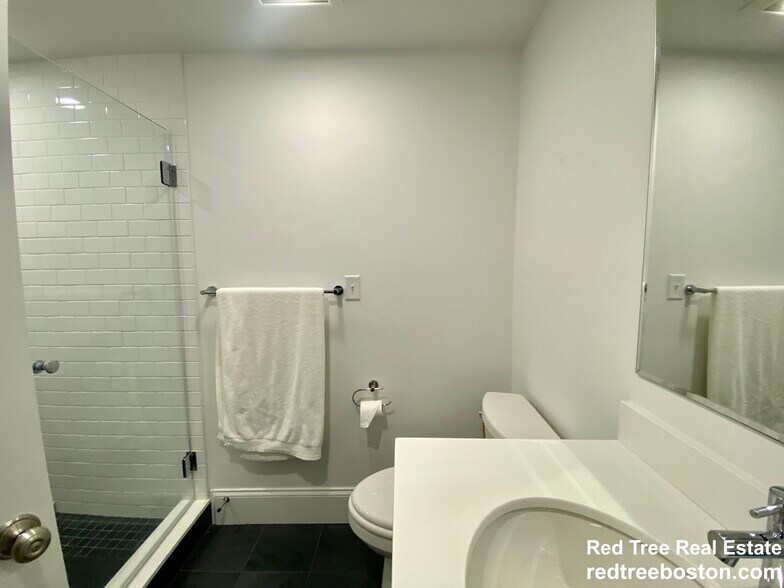 Building Photo - 407 S Huntington Ave