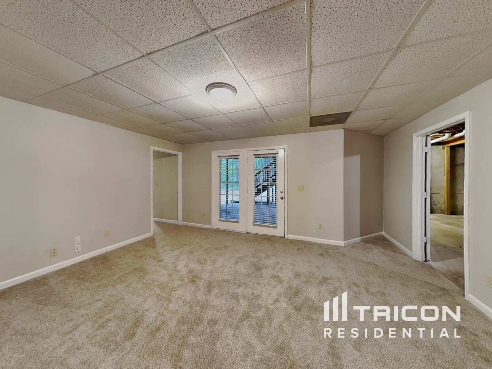 Building Photo - 190 Longwood Dr