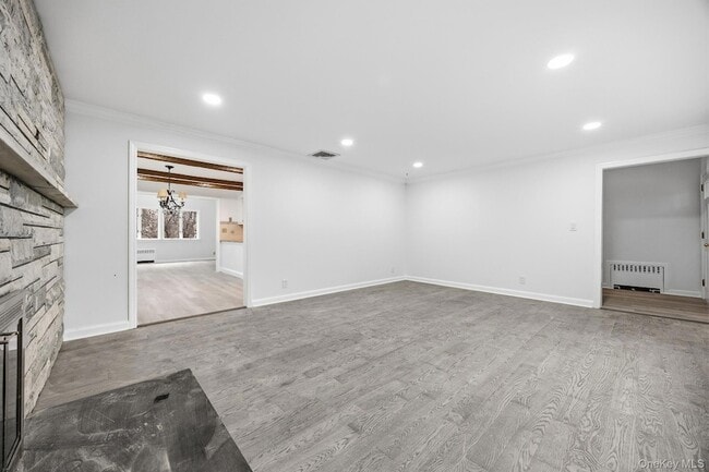 Building Photo - 291 Boulevard