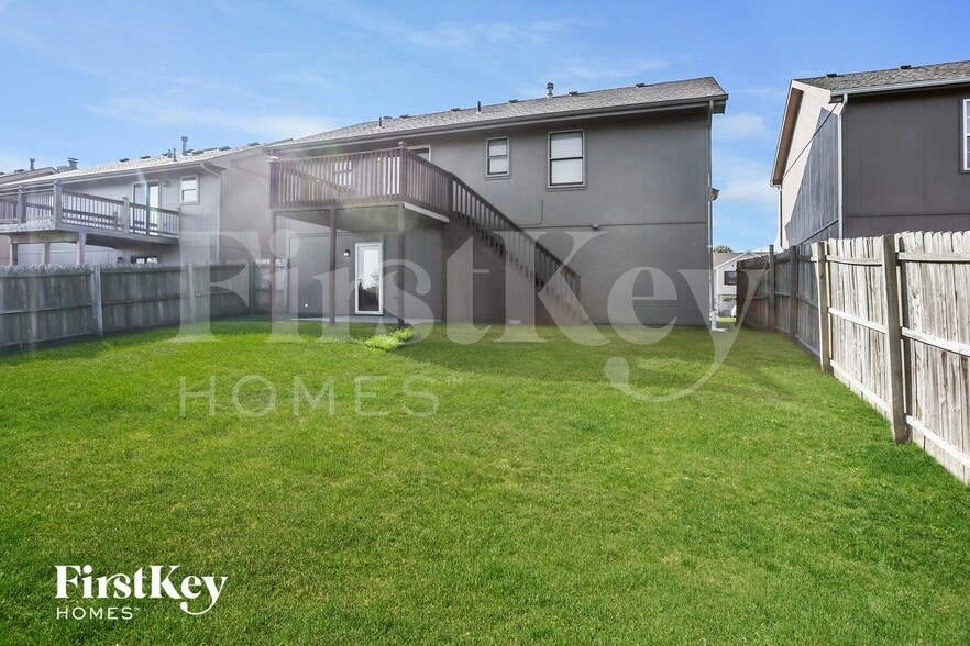 Building Photo - 8684 NE 110th St