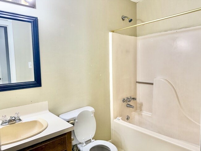 Building Photo - 11151 Stanley Aubin Pl