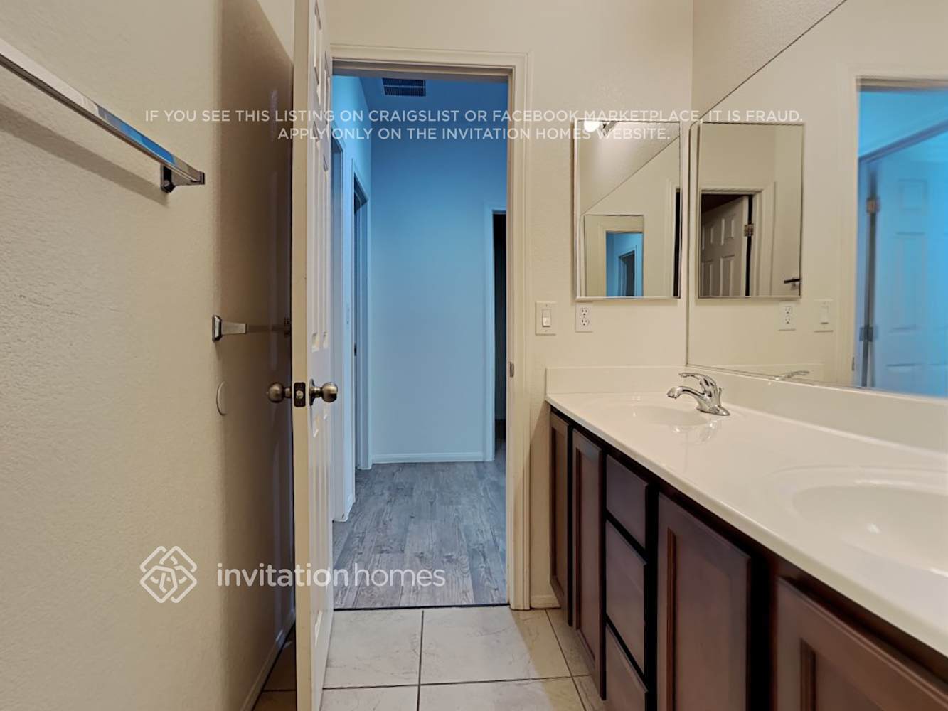 Building Photo - 10427 Val Piora St