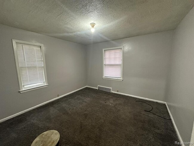 Building Photo - 7785 Mettetal St