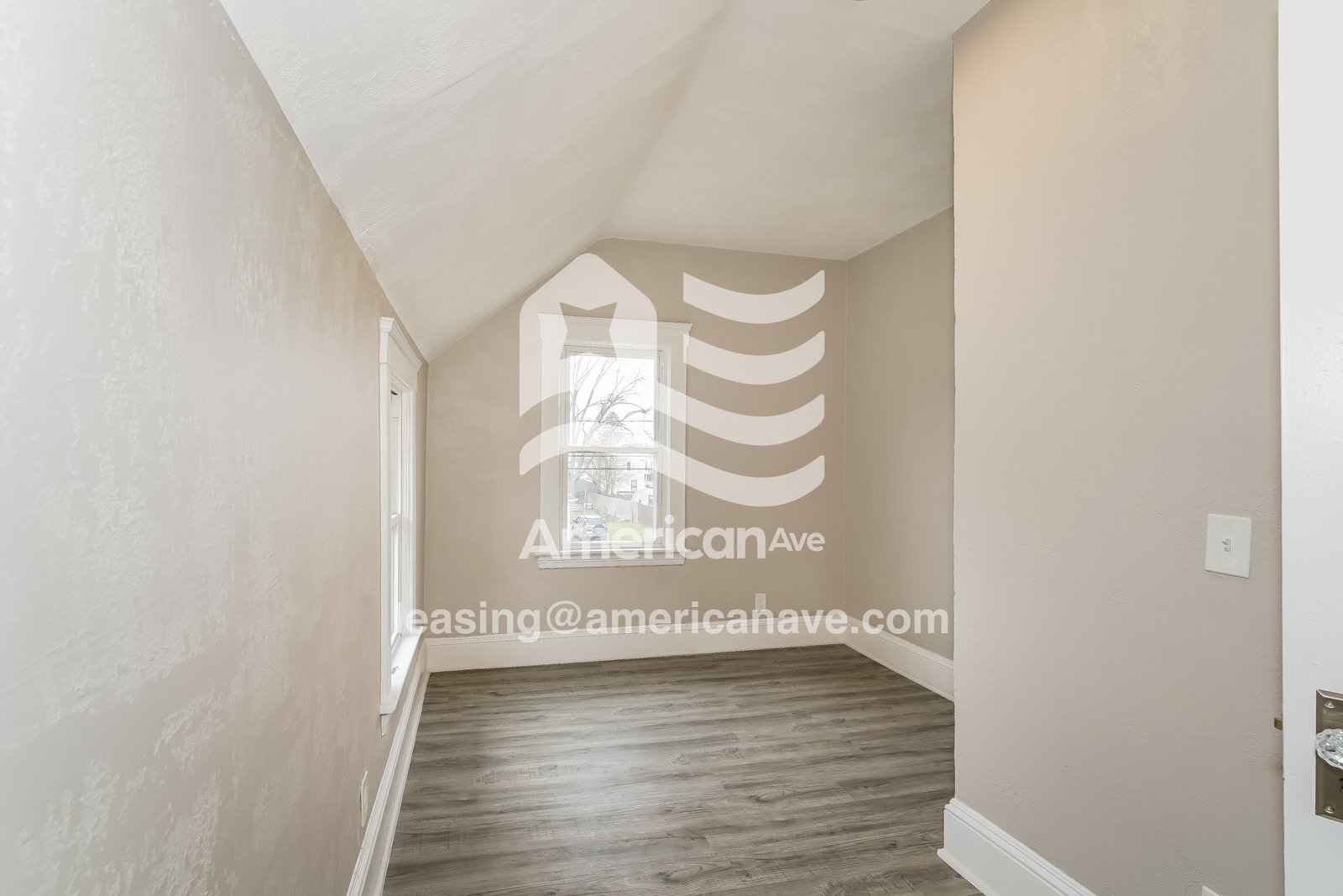 Building Photo - 207 W 29th St