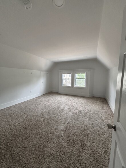2nd floor bedroom 2 - 68 Main St