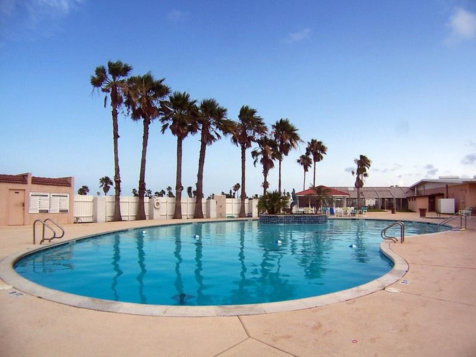 Building Photo - 515 W Clam Cir