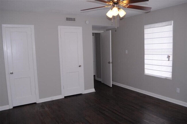 Building Photo - 3502 Rosedale St