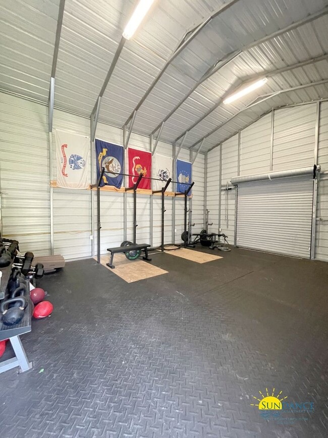 Building Photo - Spacious 4-Bedroom Home Minutes from Eglin AFB with a great home gym!