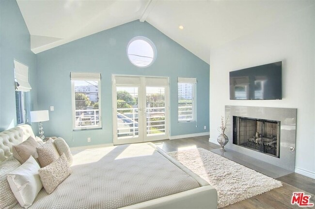 Building Photo - 2906 2nd St