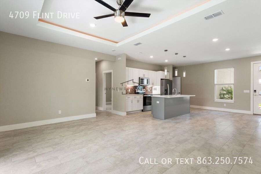 Building Photo - 4709 Flint Dr