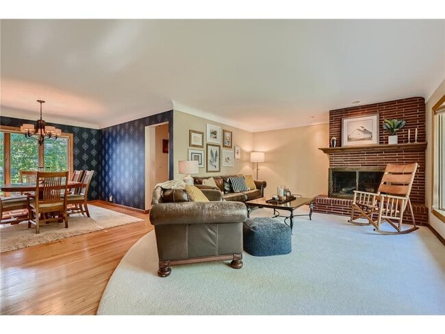 Building Photo - 3200 Frear Dr