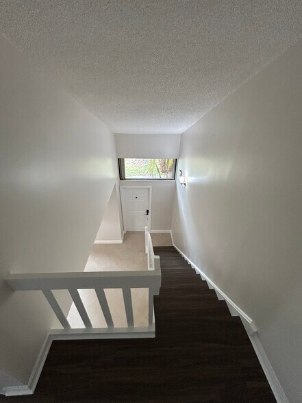 Building Photo - 11487 SW 109th Rd