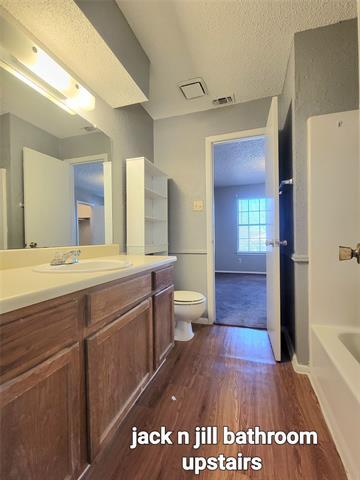Building Photo - 5805 Shadydell Dr