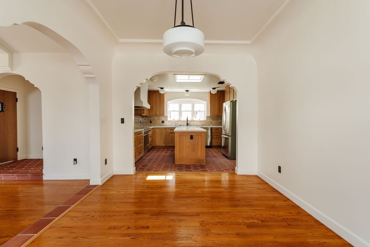 Building Photo - 1739 S Ogden Dr