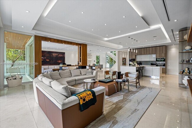 Building Photo - 3465 Meridian Ave