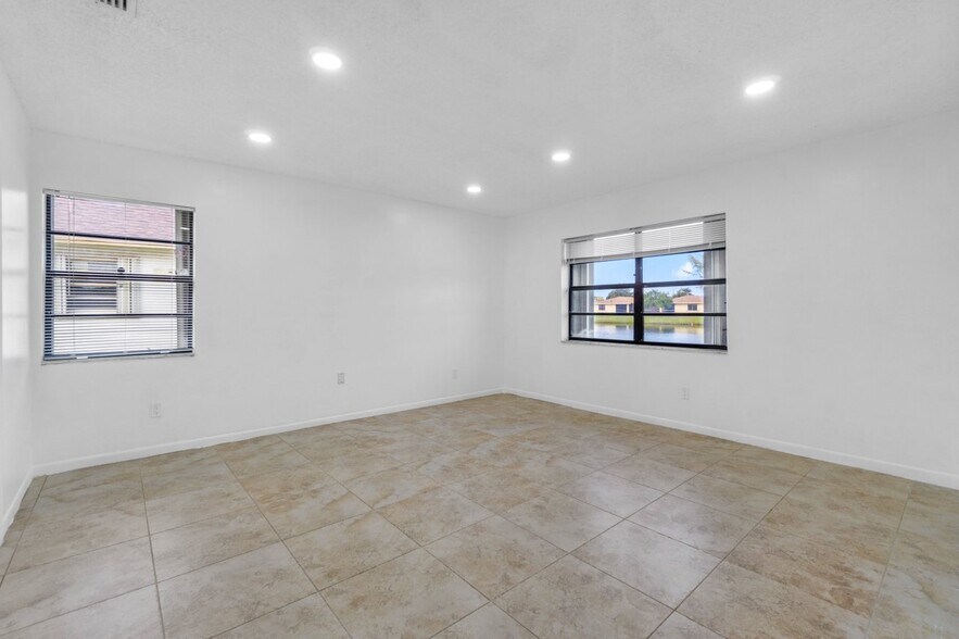 Building Photo - 1620 Granfern Ave