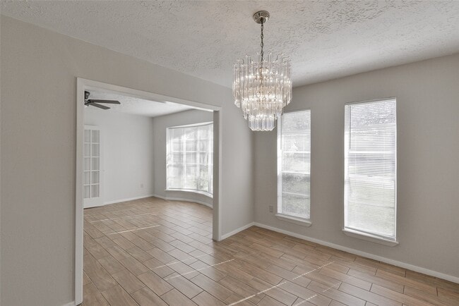 Building Photo - 4203 Sloangate Dr