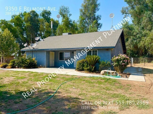 Primary Photo - 9350 E Belmont Ave