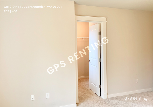 Building Photo - Available Now! Spacious 4BR Home in Pine M...