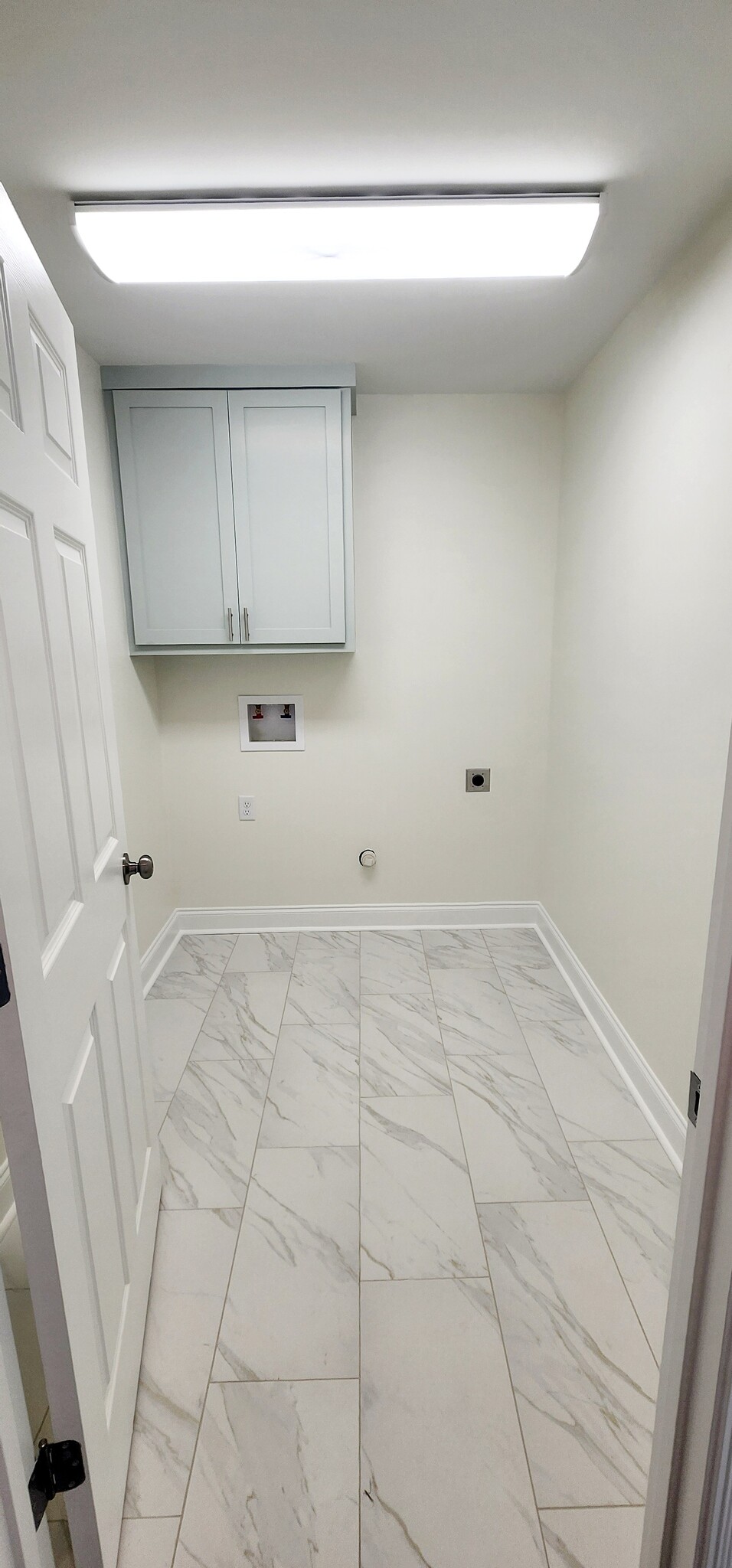 Laundry Room - 14820 Blackwater Rd
