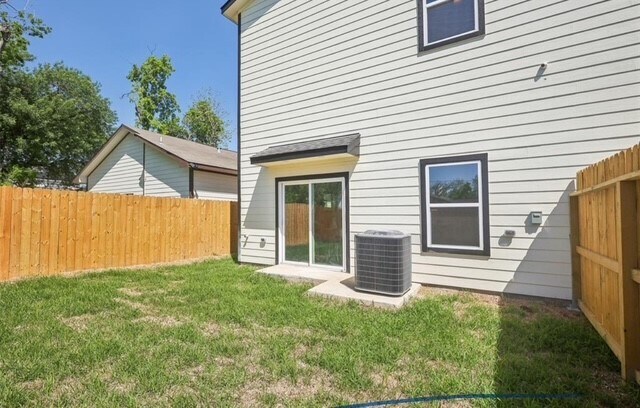 Building Photo - 4514 Galesburg St
