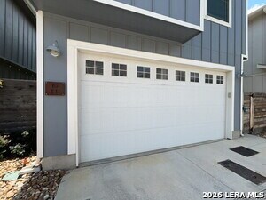 Building Photo - 1511 E Sandalwood Ln