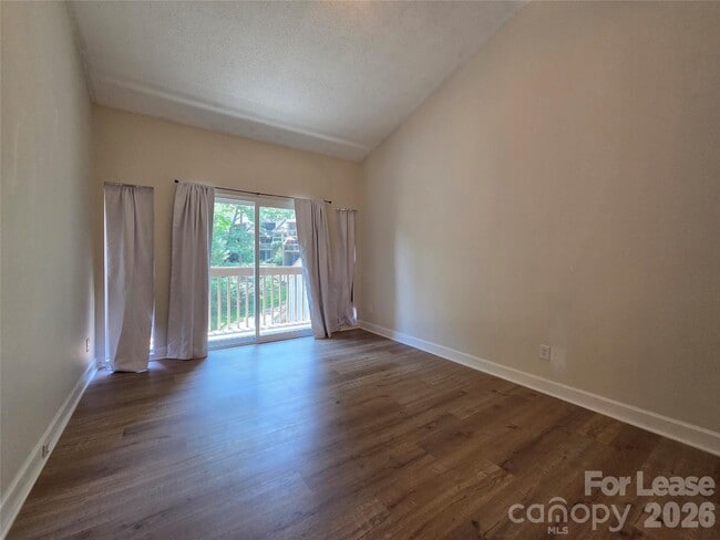 Building Photo - 23 Longbow Ct