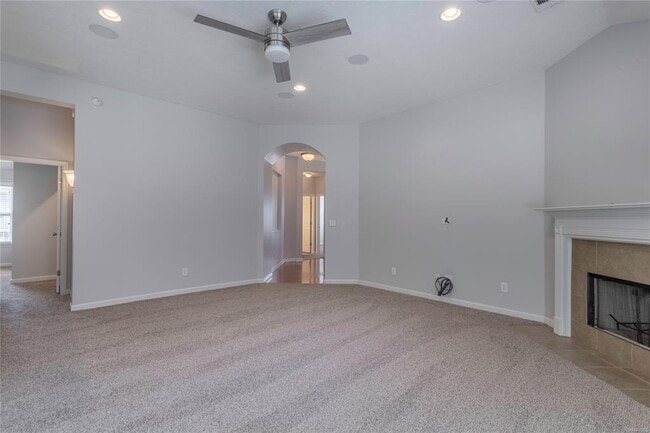 Building Photo - 623 Glenmede Ln