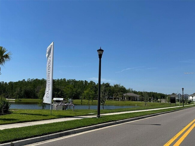 Building Photo - 3133 Skyline Lp