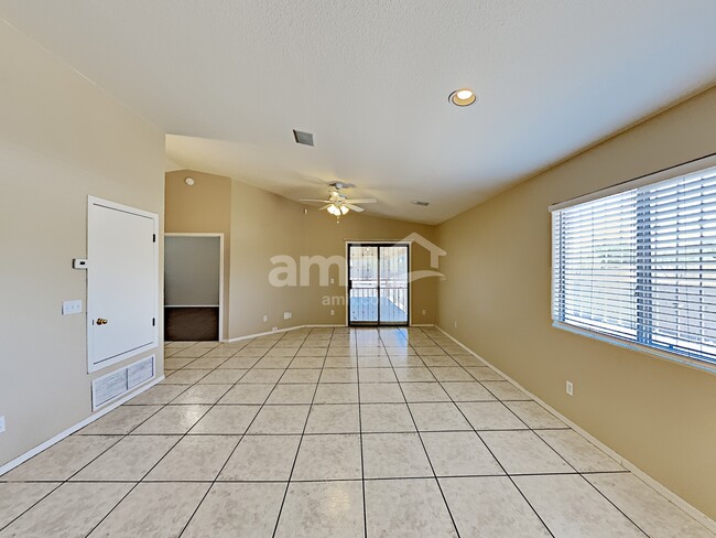 Building Photo - 5691 S Abbottsford Dr