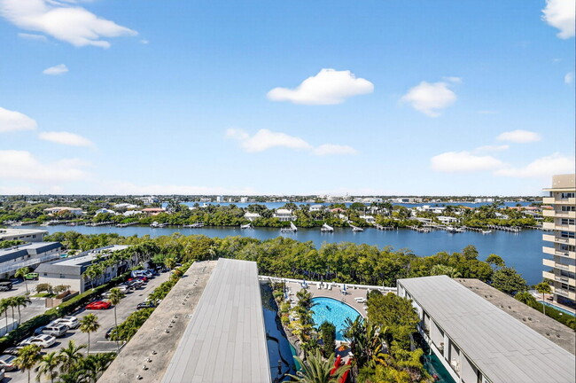 Building Photo - 3589 S Ocean Blvd